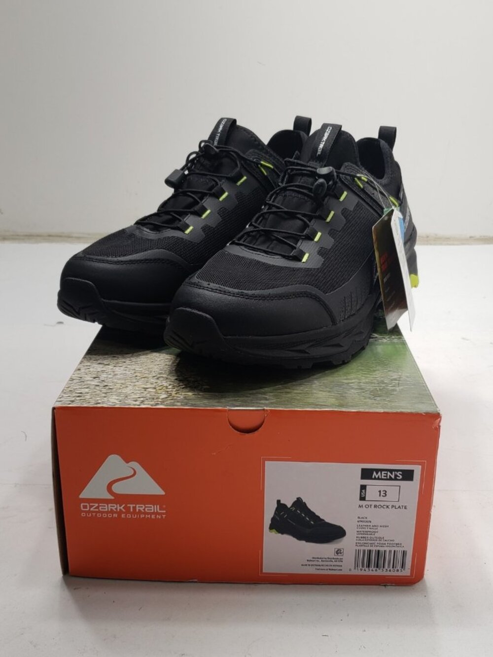 Ozark Trail Men's Rock Plate Hiking Shoes size 13 Black/Green Waterproof